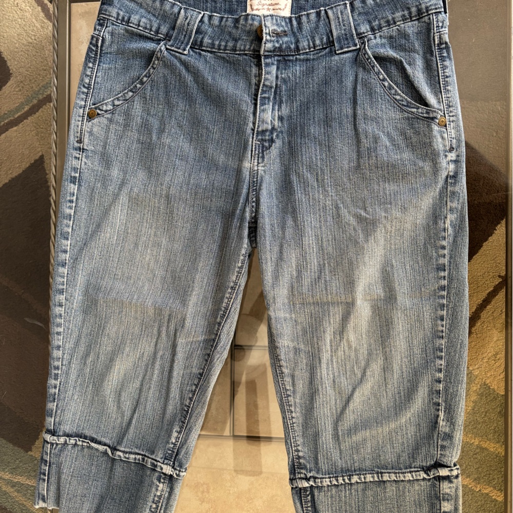 Levi Strauss Signature Denim Capris - Size 16